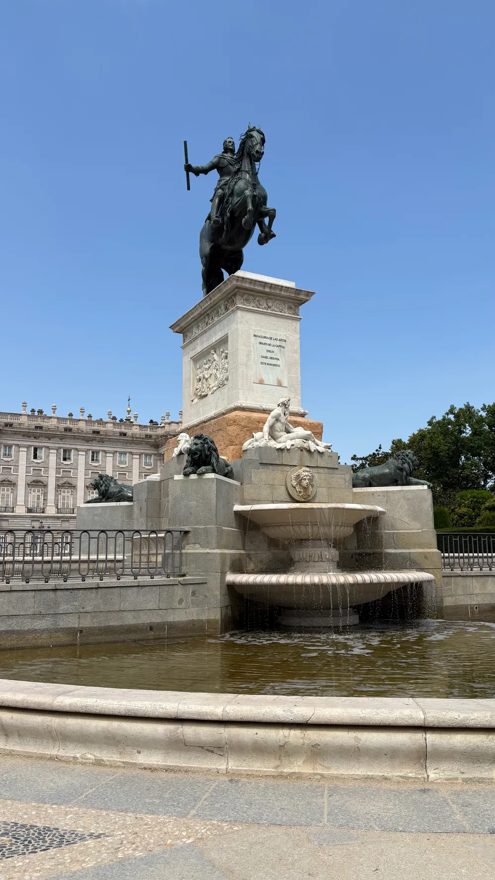 Plaza de Oriente